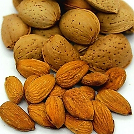 1 KG Karışık Kabuklu Badem